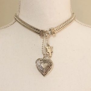 Choker locket